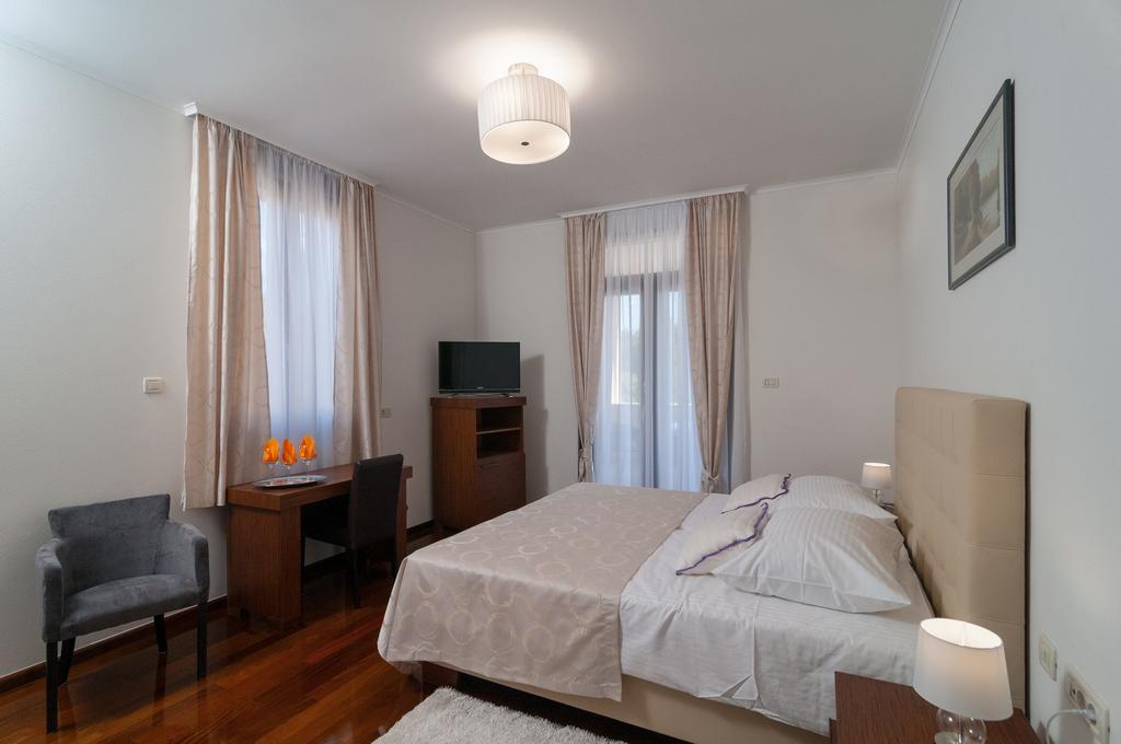 Luxury Rooms Near The Beach3 สปลิท ภายนอก รูปภาพ